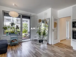 Pronájem bytu 3+kk, Praha - Strašnice, Zvěřinova, 70 m2