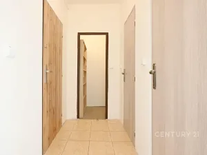 Pronájem bytu 1+1, Most, Jaroslava Vrchlického, 34 m2