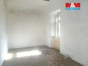 Prodej rodinného domu, Štěkeň, U Zámku, 834 m2