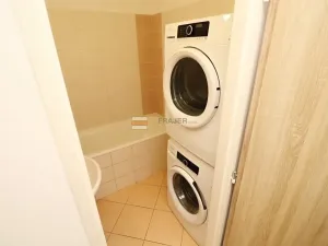 Pronájem bytu 3+1, Praha - Motol, Hennerova, 75 m2