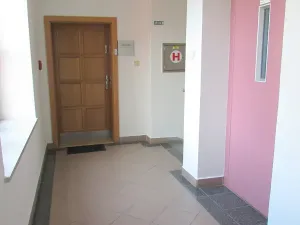 Pronájem kanceláře, Brno, Slovákova, 11 m2