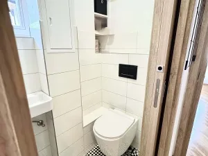 Pronájem bytu 3+kk, Praha - Libeň, V Holešovičkách, 70 m2