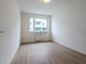 Pronájem bytu 2+kk, Praha - Prosek, Čakovická, 43 m2