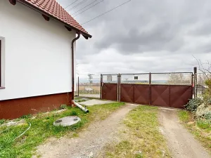Prodej rodinného domu, Hradešín, 207 m2