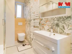 Prodej bytu 2+kk, Karlovy Vary - Rybáře, Rohová, 45 m2