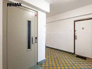 Prodej bytu 3+1, Praha - Malešice, Počernická, 72 m2