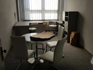 Pronájem kanceláře, Žatec, Otokara Březiny, 38 m2