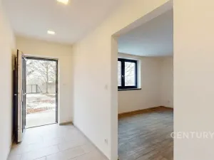 Prodej rodinného domu, Ivaň, 319 m2