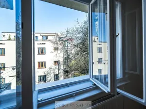 Pronájem bytu 2+kk, Praha - Podolí, Jeremenkova, 49 m2