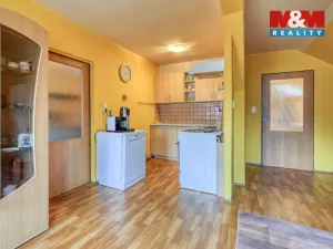 Prodej činžovního domu, Bečov nad Teplou, Nádražní, 219 m2