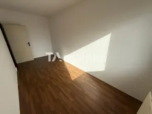 Pronájem bytu 2+1, Orlová, Karla Dvořáčka, 44 m2