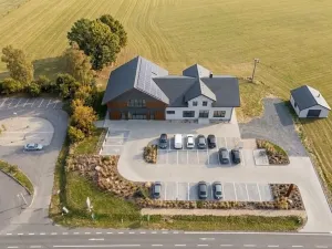 Prodej obchodního prostoru, Furth im Wald, Německo, 584 m2