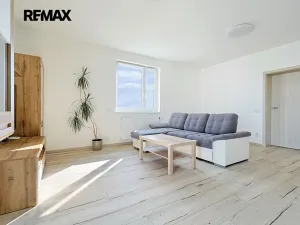 Pronájem bytu 2+kk, Plzeň, Vysoká, 53 m2