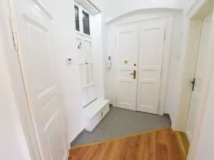 Pronájem bytu 2+kk, Praha - Vinohrady, Na Kozačce, 50 m2