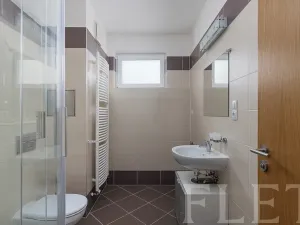 Pronájem bytu 1+kk, Praha - Kamýk, Freiwaldova, 43 m2
