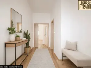 Prodej bytu 3+kk, Mariánské Lázně, Ruská, 94 m2