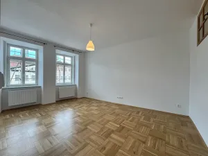 Pronájem bytu 2+1, Litomyšl, Smetanovo náměstí, 68 m2
