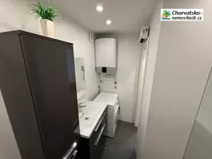 Prodej bytu 2+1, Jadranovo, Chorvatsko, 45 m2