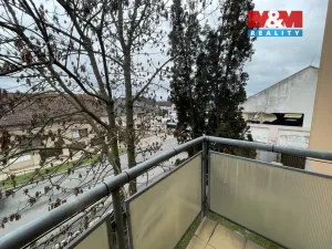 Pronájem bytu 1+kk, Praha, Ve žlíbku, 43 m2