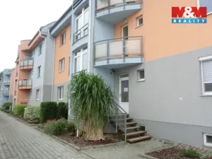 Pronájem bytu 1+kk, Praha, Ve žlíbku, 43 m2