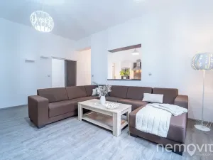 Pronájem bytu 3+1, Bělá pod Bezdězem, Pražská, 84 m2