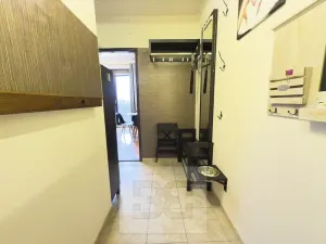 Pronájem bytu 1+1, Praha - Smíchov, Na Skalce, 35 m2