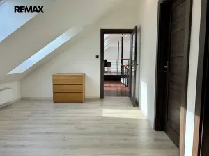 Pronájem rodinného domu, Pětihosty, 200 m2