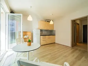 Prodej bytu 1+kk, Praha - Stodůlky, Toufarova, 33 m2