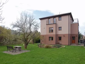 Pronájem bytu 2+1, Řevnice, V Luhu, 52 m2