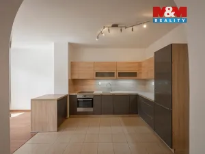 Prodej bytu 4+kk, Benešov, Vlašimská, 119 m2