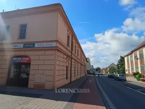 Pronájem obchodního prostoru, Veselí nad Moravou, tř. Masarykova, 33 m2