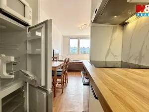 Pronájem bytu 2+kk, Praha - Bohnice, Poznaňská, 42 m2