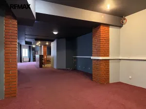 Pronájem obchodního prostoru, Plzeň, Koterovská, 168 m2