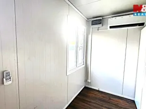 Pronájem komerčního pozemku, Tymákov, 700 m2