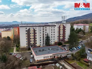 Prodej bytu 4+1, Chlumec, Vyklická, 98 m2