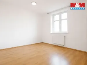 Prodej bytu 4+1, Dolní Dunajovice, U Pekárny, 83 m2