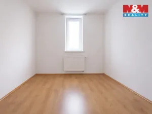 Prodej bytu 4+1, Dolní Dunajovice, U Pekárny, 83 m2