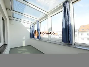 Pronájem bytu 1+1, Praha - Nusle, U gymnázia, 47 m2