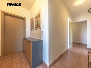 Prodej bytu 4+kk, Praha - Čakovice, Ke stadionu, 82 m2