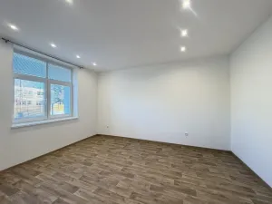 Pronájem bytu 2+kk, Pardubice - Bílé Předměstí, Kotkova, 60 m2