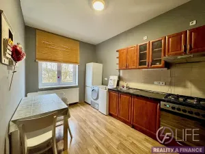 Pronájem bytu 1+1, Hostinné, Nákladní, 48 m2