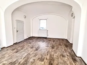 Pronájem bytu 1+1, Bílina, Seifertova, 66 m2