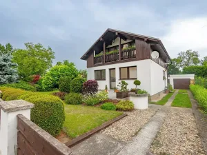 Prodej rodinného domu, Křesín, 151 m2