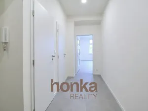 Pronájem bytu 2+kk, Praha - Holešovice, Dělnická, 50 m2