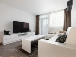 Prodej bytu 3+1, Opava, Holasická, 65 m2