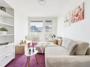 Prodej bytu 3+1, Praha - Prosek, Veltruská, 61 m2