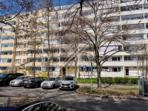 Prodej bytu 3+1, Praha - Prosek, Veltruská, 61 m2