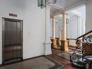 Pronájem kanceláře, Praha - Staré Město, Na Perštýně, 319 m2