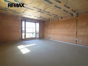 Prodej bytu 3+kk, Třeština, 79 m2