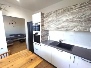 Pronájem bytu 2+1, Praha - Vršovice, Kubánské náměstí, 54 m2